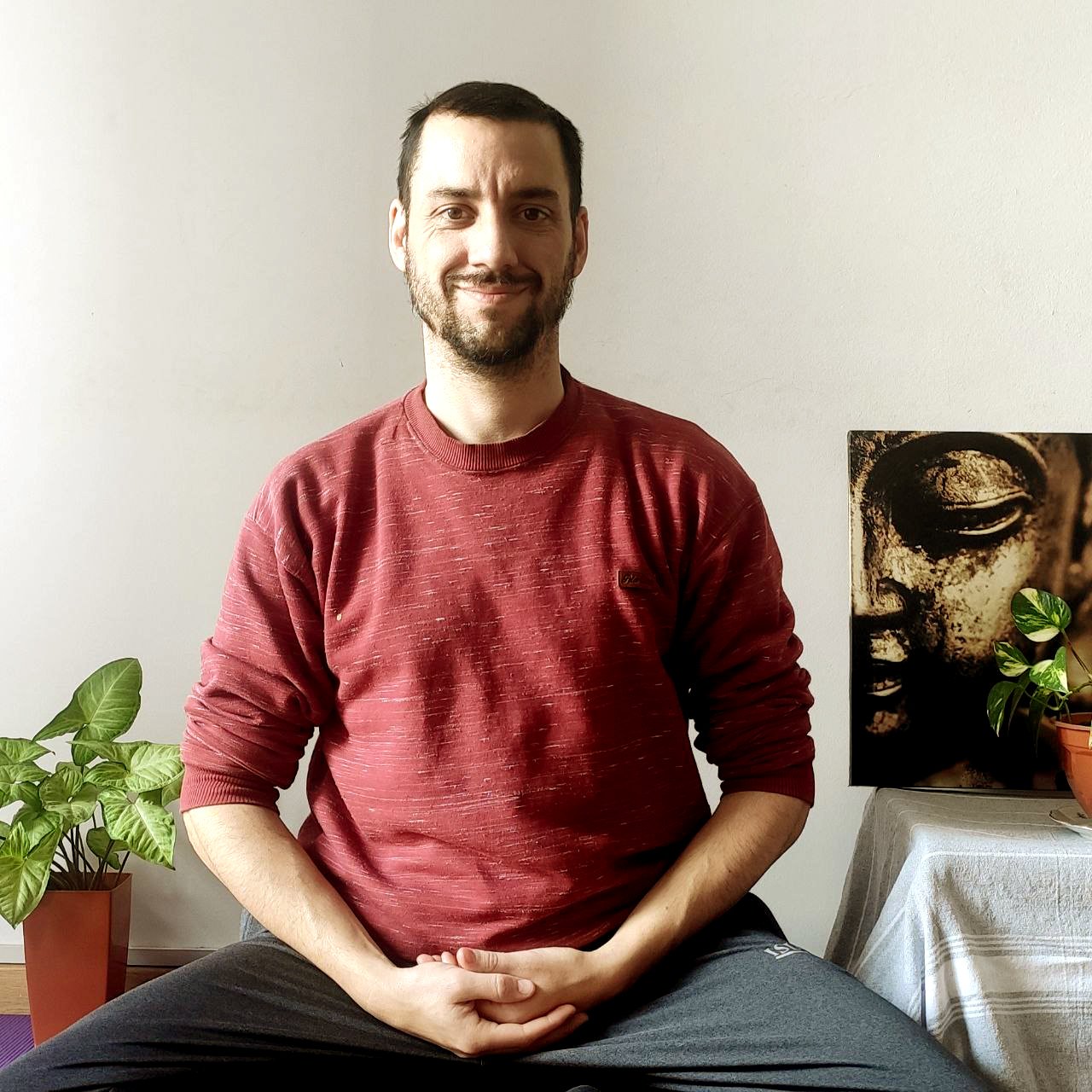 Rodolfo meditando